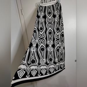 Chico's Travelers (Size 2/L/12) Black & Cream Slinky Non-Wrinkle Maxi Skirt